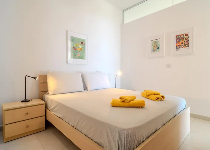 Apartamento Amazing Sea And Marina View Center 2bdr Flat Lárnaca